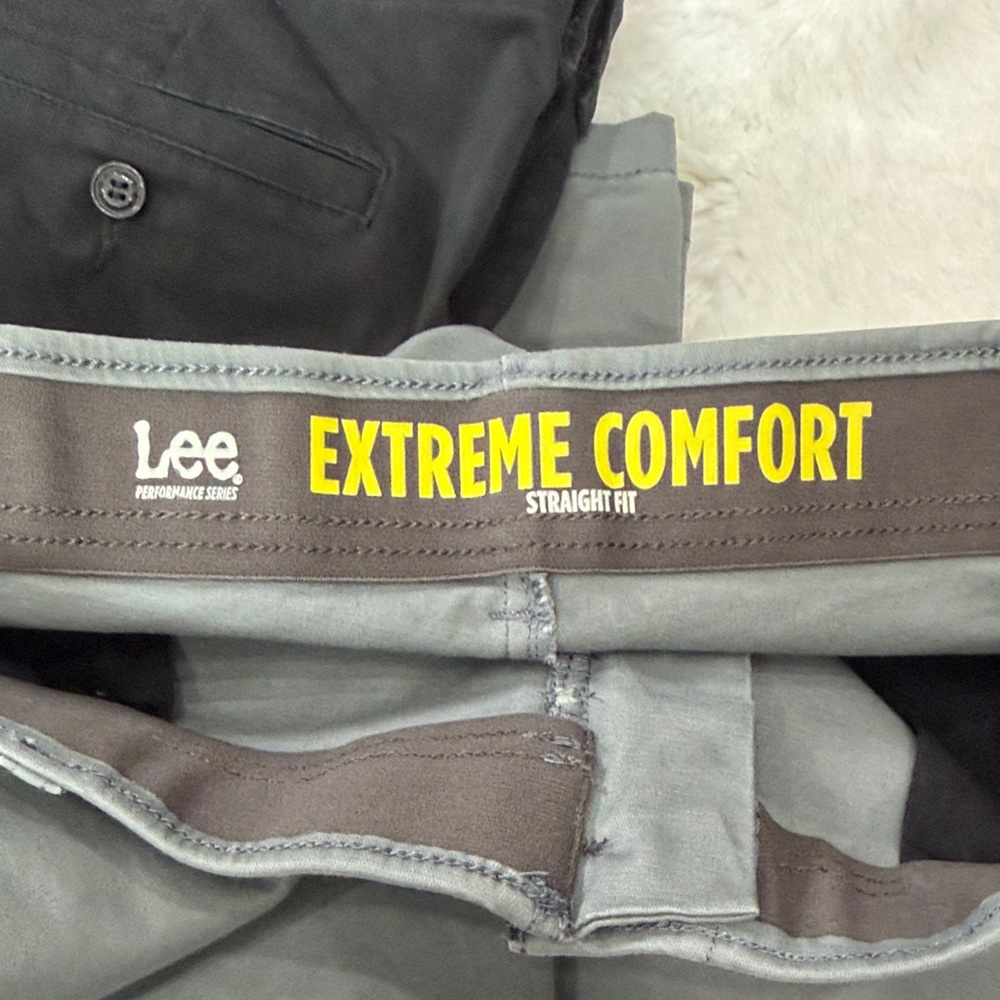 Lee Extreme Comfort Straight Fit,Size,38x32 in Black and Gray (2 Pack) - Picture 5 of 17